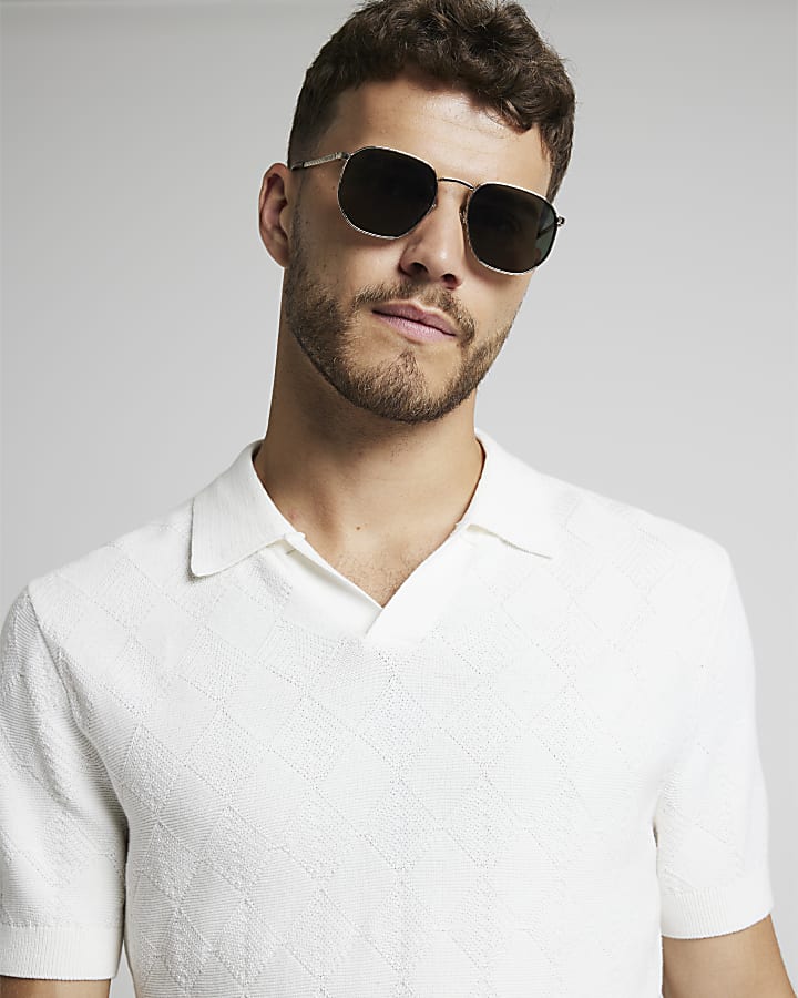 White slim fit diamond stitch knit polo shirt