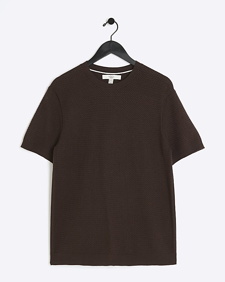 Brown slim fit textured knitted t-shirt