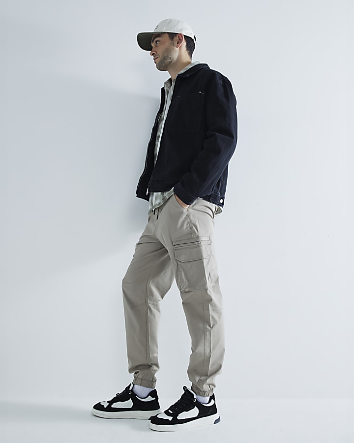 Stone cuffed cargo trousers