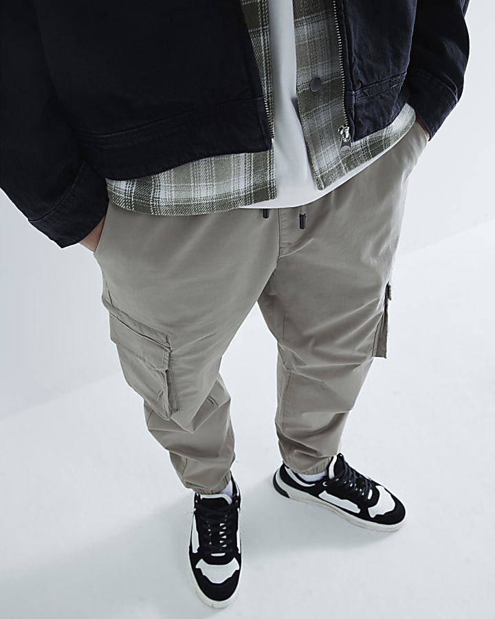 Beige cuffed cargo trousers