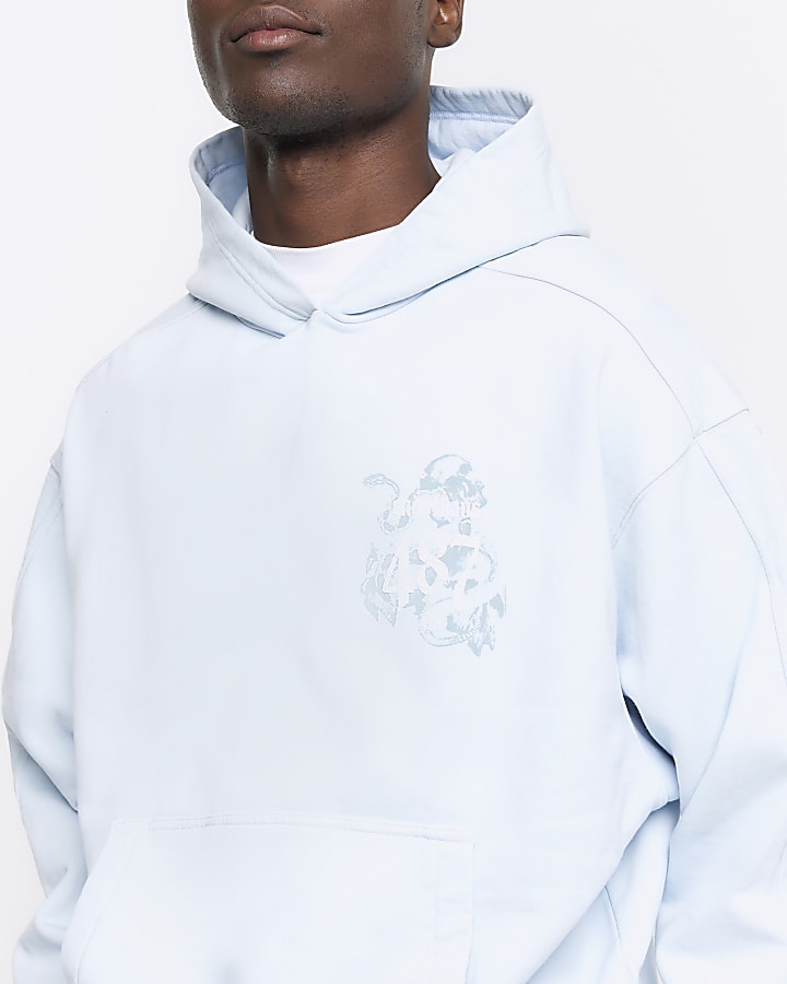 Blue regular fit snake graphic hoodie