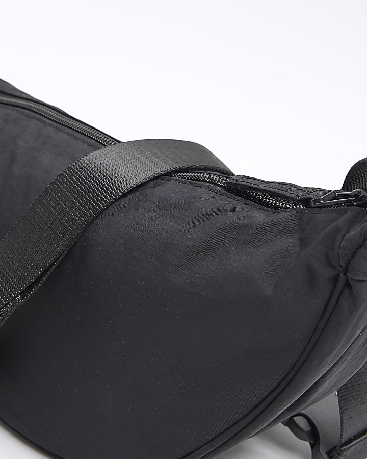 Black crinkle bum bag