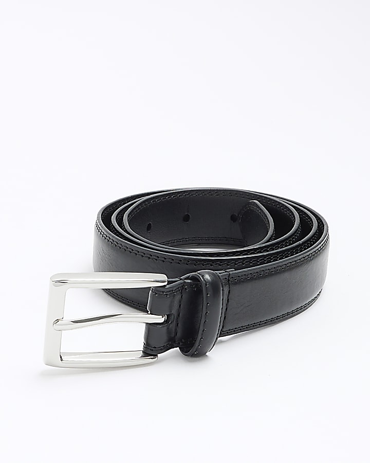 Black faux leather belt