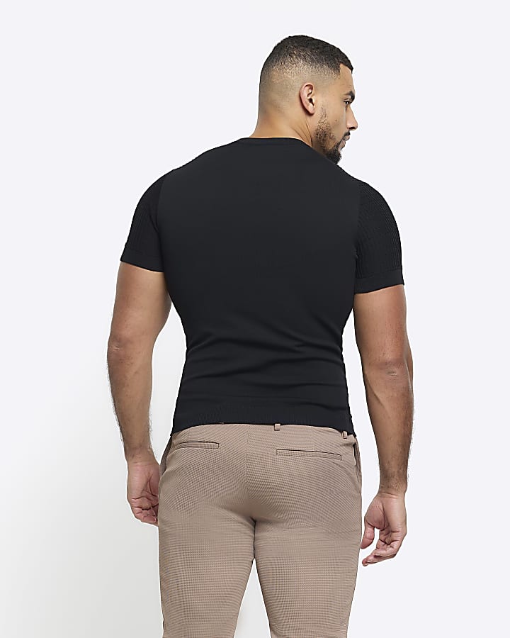 Black muscle fit brick knit t-shirt