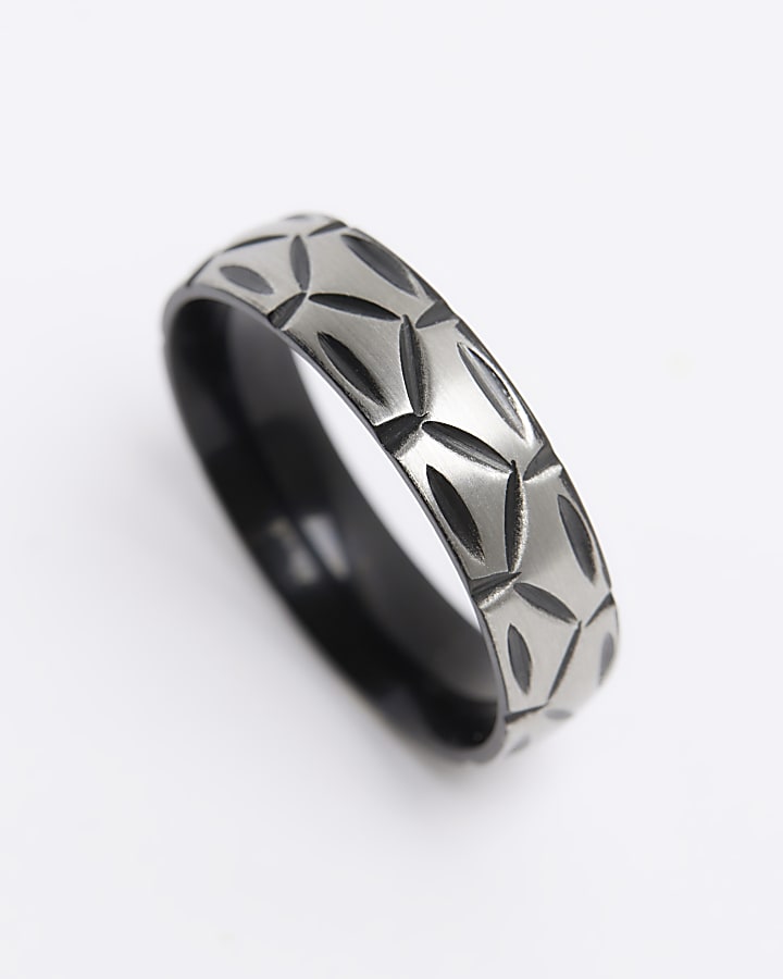 Silver colour stainless steel texture ring