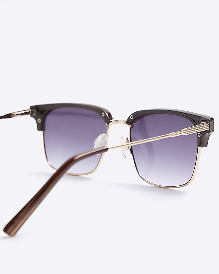 Brown square sunglasses