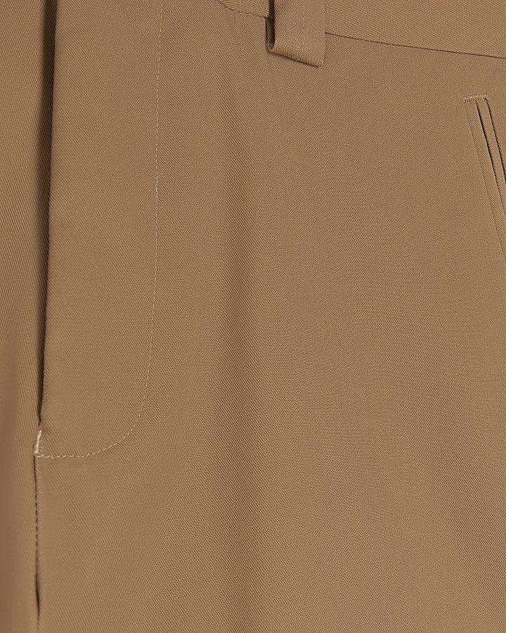 Rust tapered fit shorts