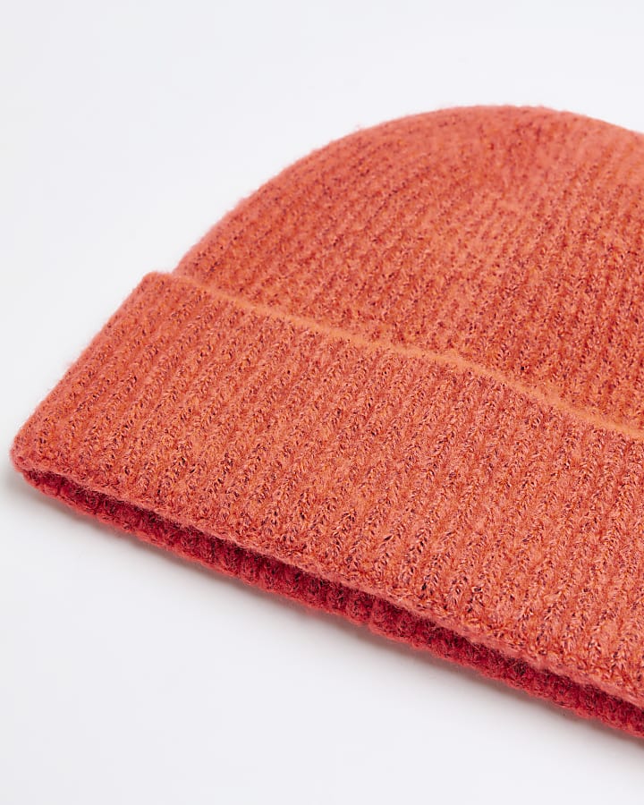 Red rib beanie