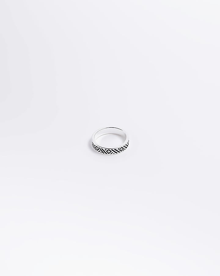 Silver plated engraved band ring