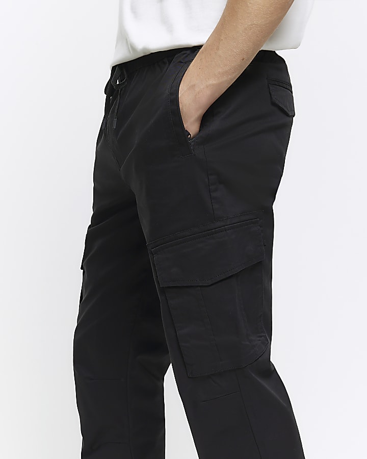 Black regular fit cargo joggers