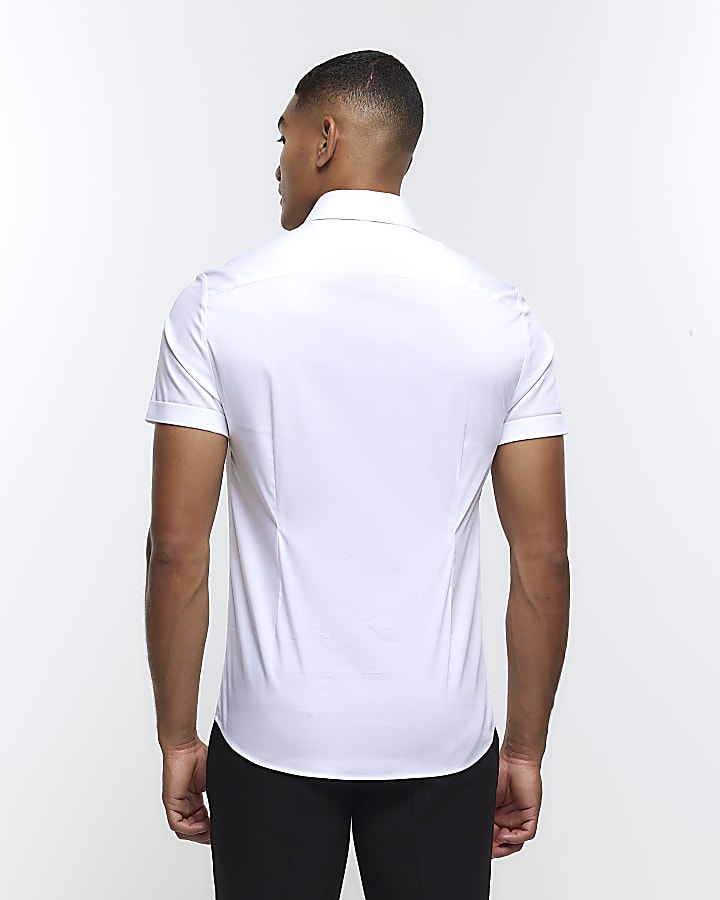 White muscle fit short sleeve shirt