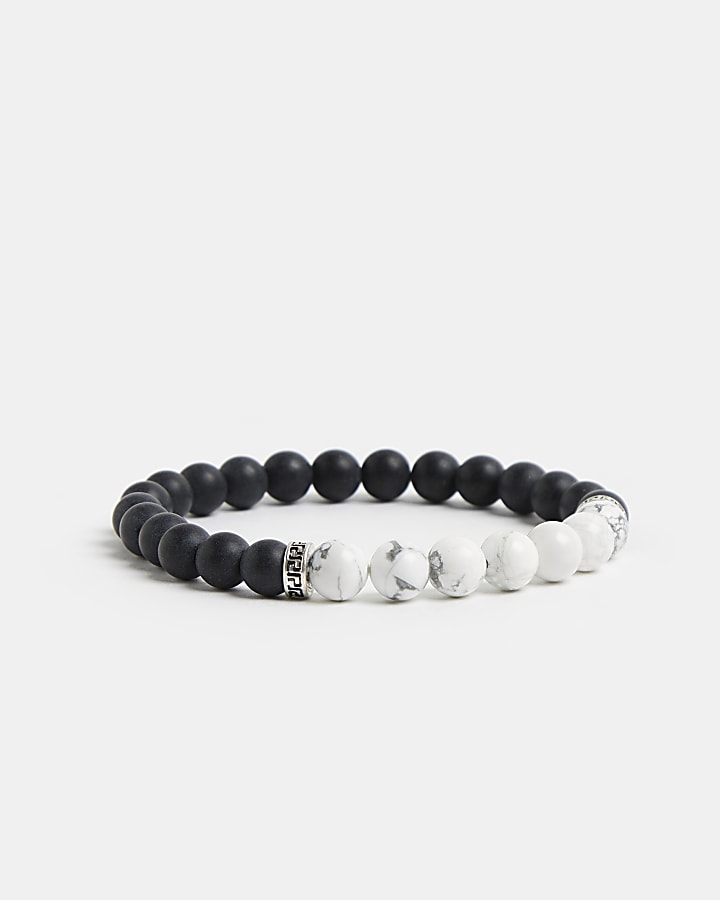 White semi precious howlite beaded bracelet