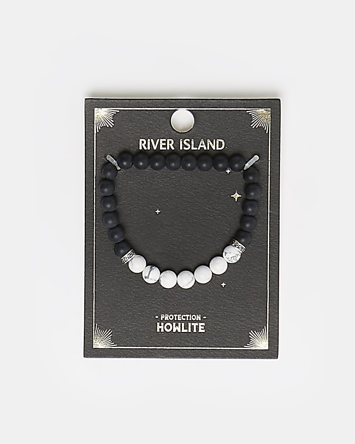 White semi precious howlite beaded bracelet