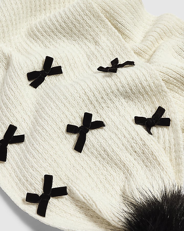 Girls Cream 3D Bow Knitted Scarf