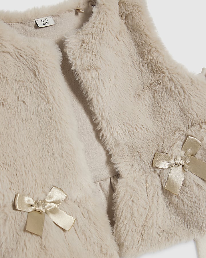 Baby Girls Pink Fur Gilet Set