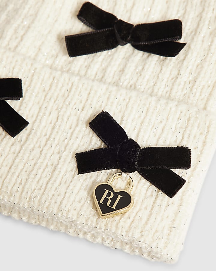 Girls Cream 3D Bow Beanie