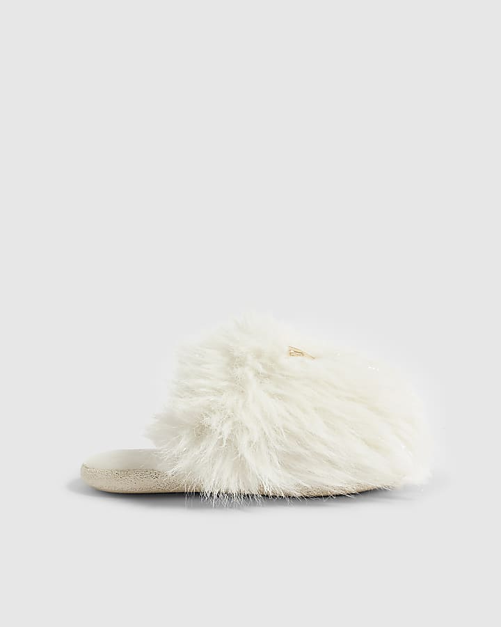 Girls Cream Fluffy Slippers