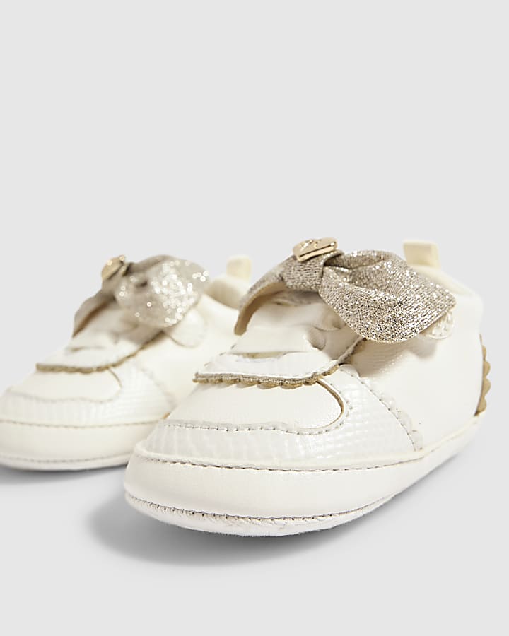 Baby Girls White Shimmer Bow Trainers