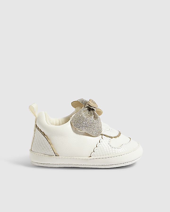 Baby Girls White Shimmer Bow Trainers