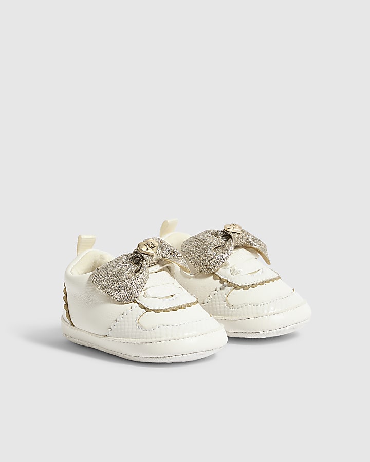 Baby Girls White Shimmer Bow Trainers