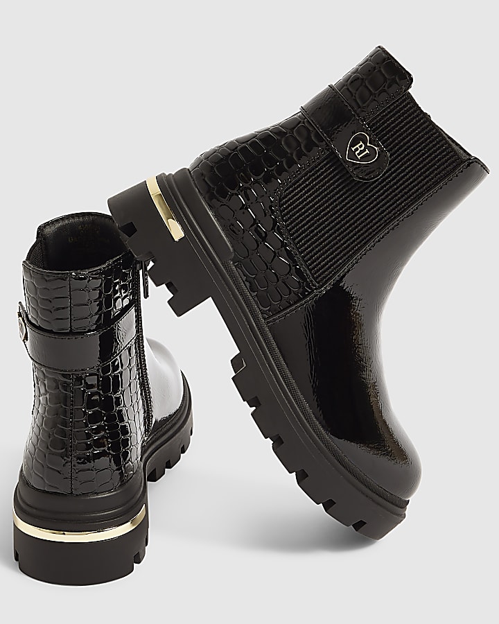 Girls Black Heart Trim Boots