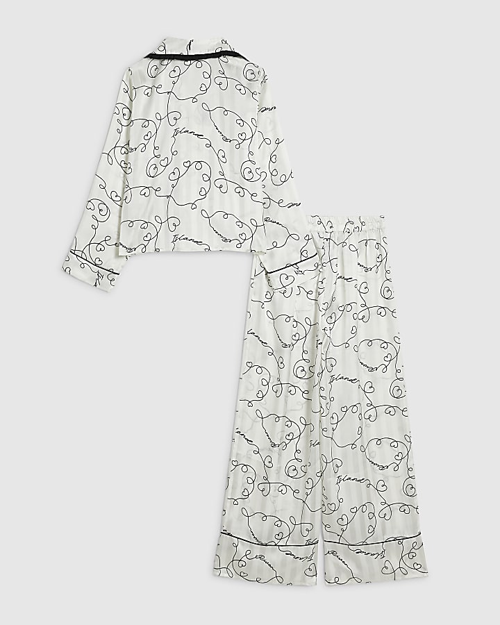 Girls White Swirly Print Satin Pyjamas Set