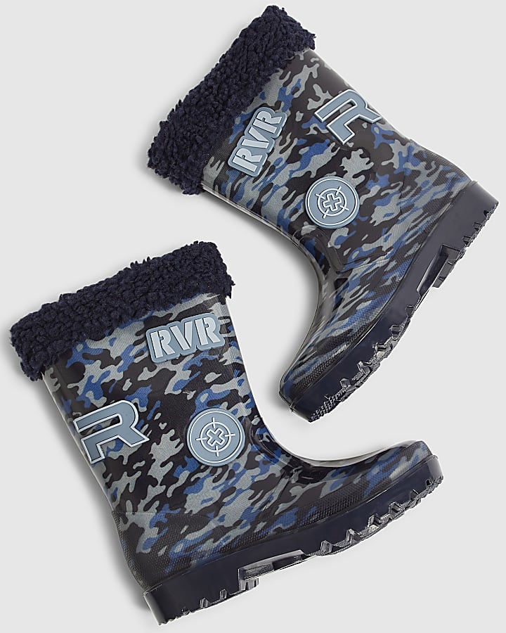Boys Navy Camouflage Badge Wellies