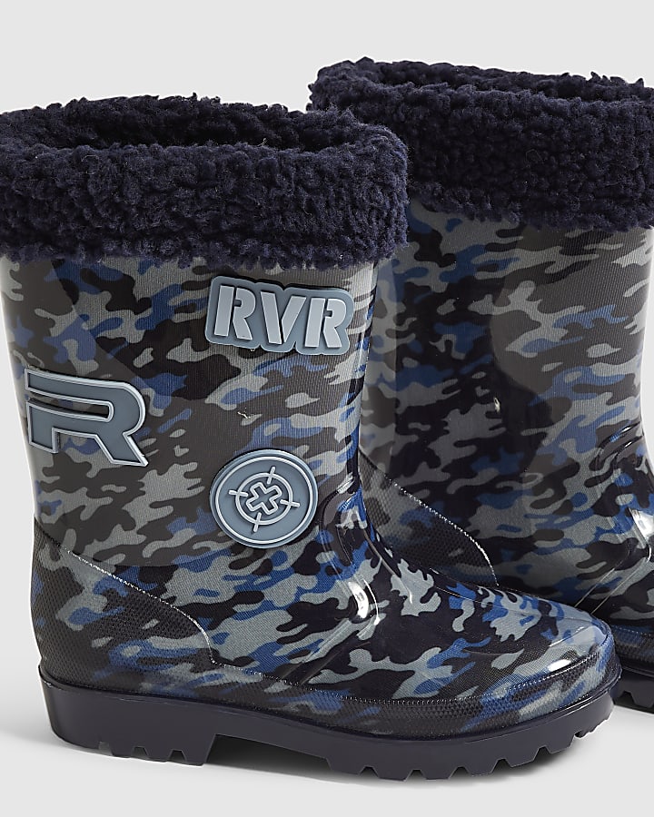Boys Navy Camouflage Badge Wellies