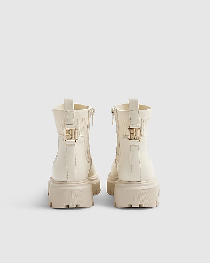 Girls Cream Ribbed Boots