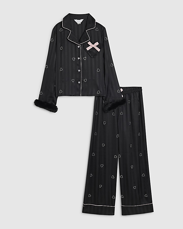 Girls Black Heart Embellished Satin Pyjamas