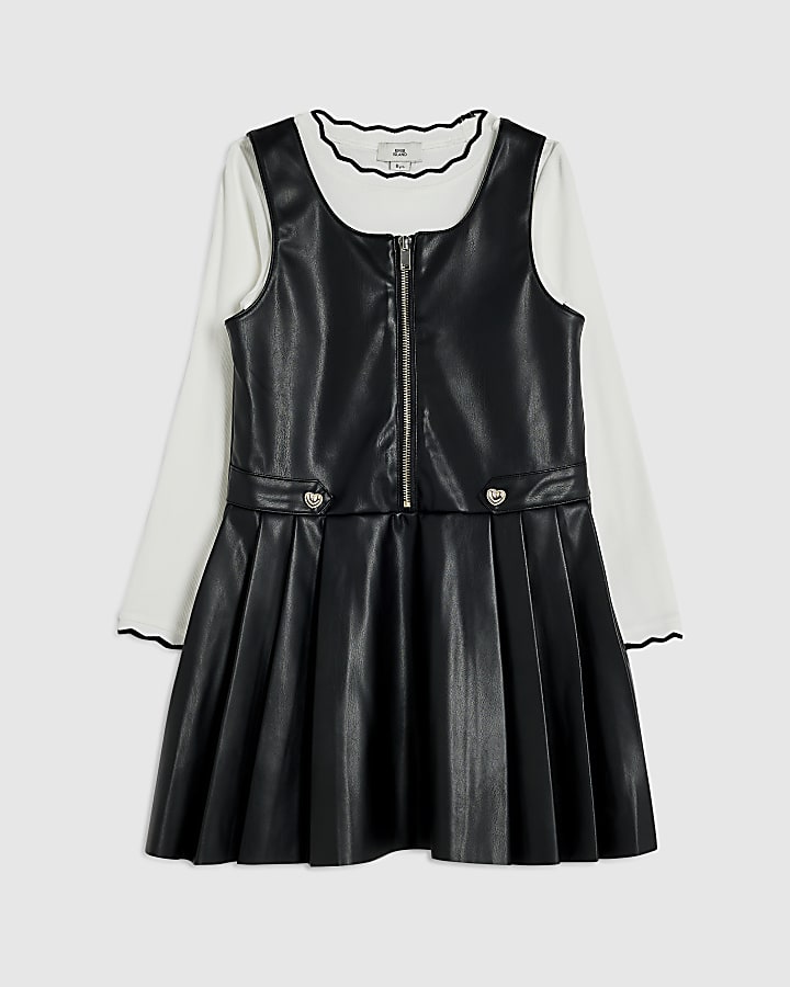 Girls Black Heart Stud Pleated Pinafore Dress