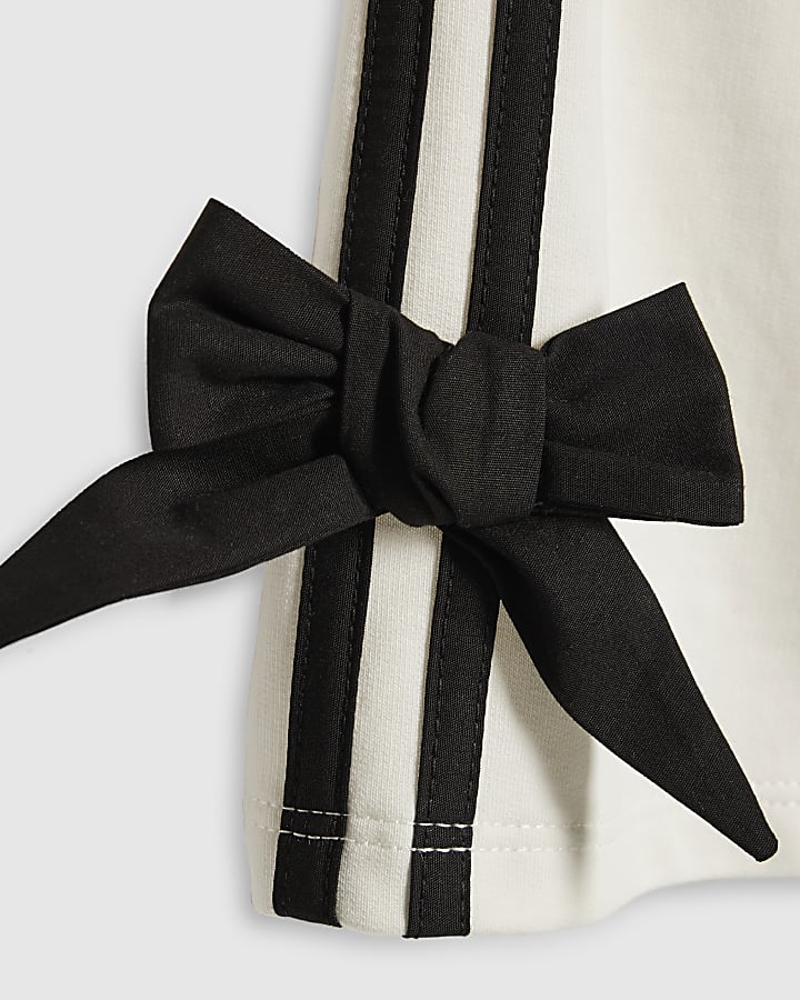 Girls White Bow Tank Top And Shorts Set