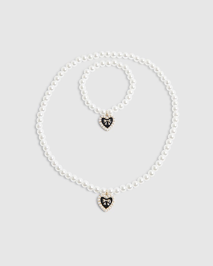 Girls Cream Heart And Pearl Necklace