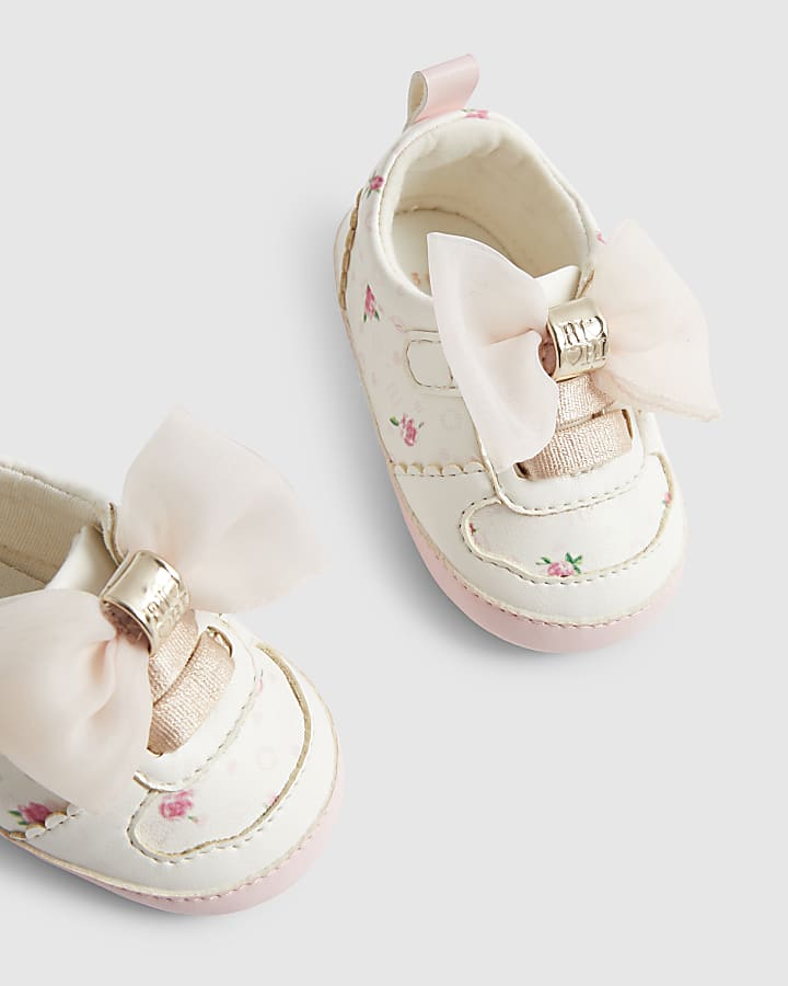 Baby Girls White Floral Print Plimsoles