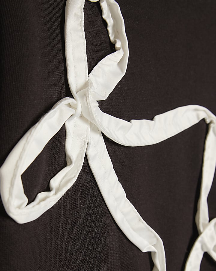 Girls Black Bow Stitch Sweatshirt