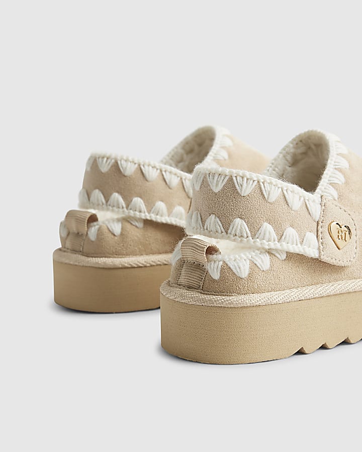 Girls Cream Whipstitch Strap Slippers