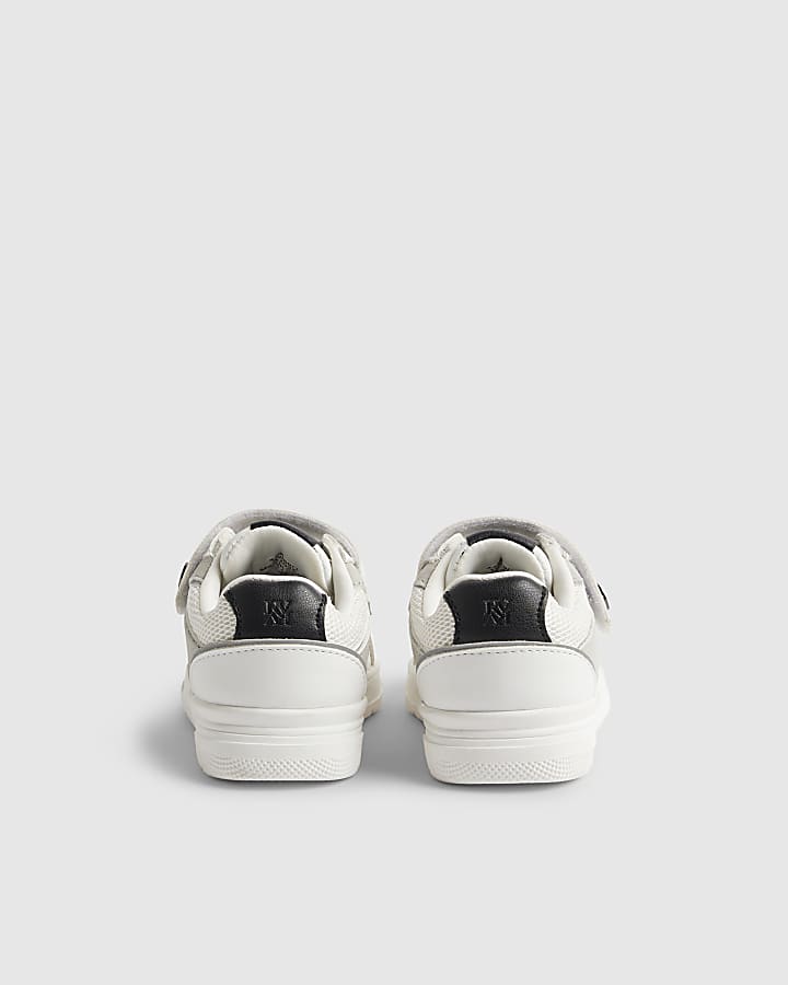 Mini Boys White RI Embossed Trainers