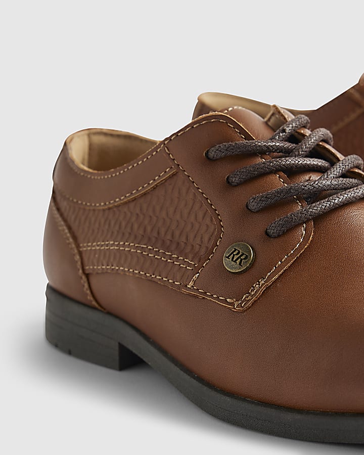 Boys Brown Faux Leather Point Shoes