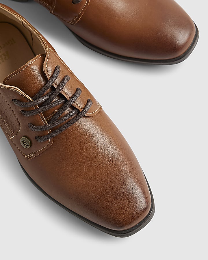 Boys Brown Faux Leather Point Shoes