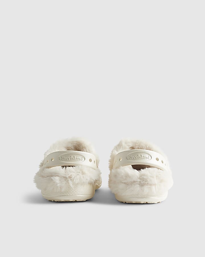 Girls Cream Faux Fur Lined Charm Clogs