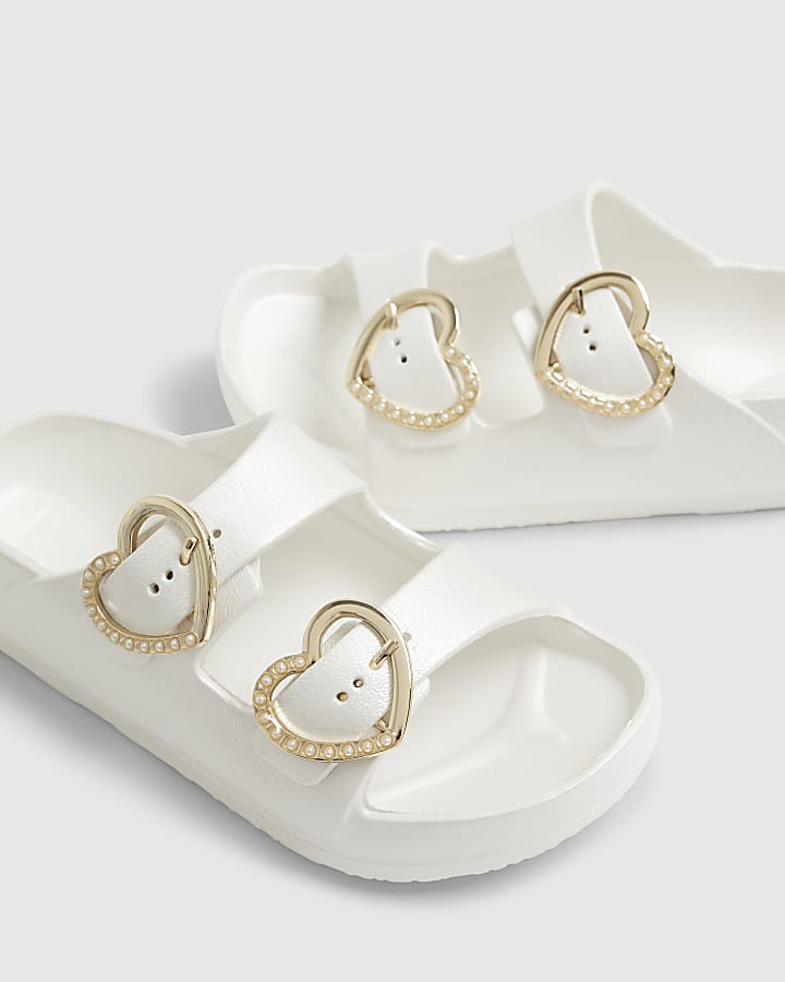 Girls White Heart Buckle Moulded Sliders