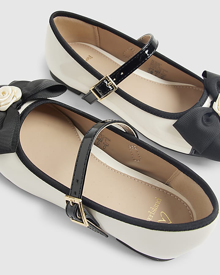 Girls Cream Rose Bow Pumps