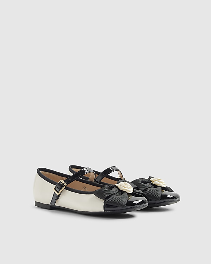 Girls Cream Rose Bow Pumps