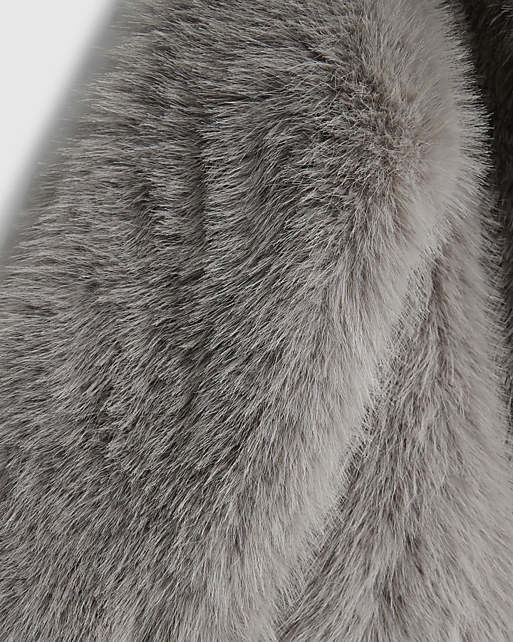 Girls Grey Short Faux Fur Coat