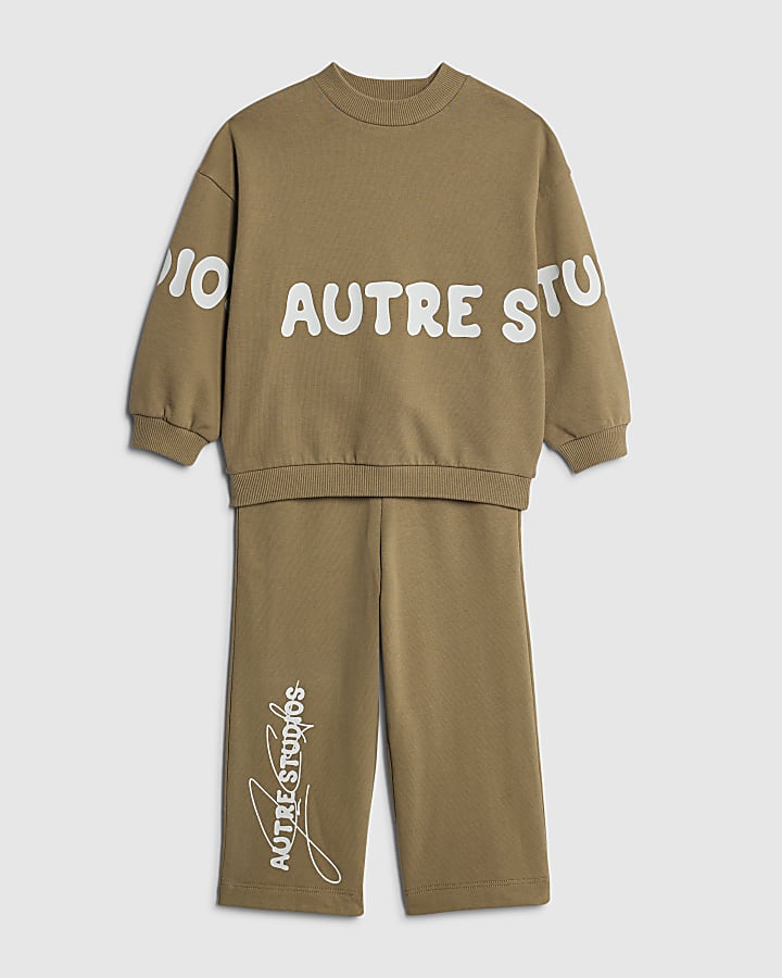 Mini Boys Stone Auture Studios Set