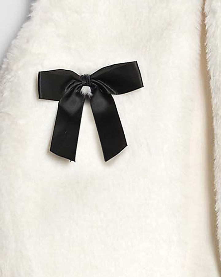 Mini Girls Cream Faux Fur Bow Gilet Set