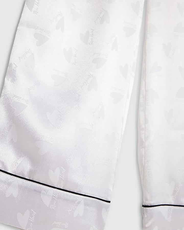 Girls White Heart Jacquard Satin Pyjamas