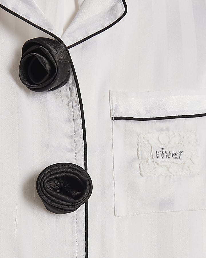 Girls White Corsage Satin Pyjamas Set