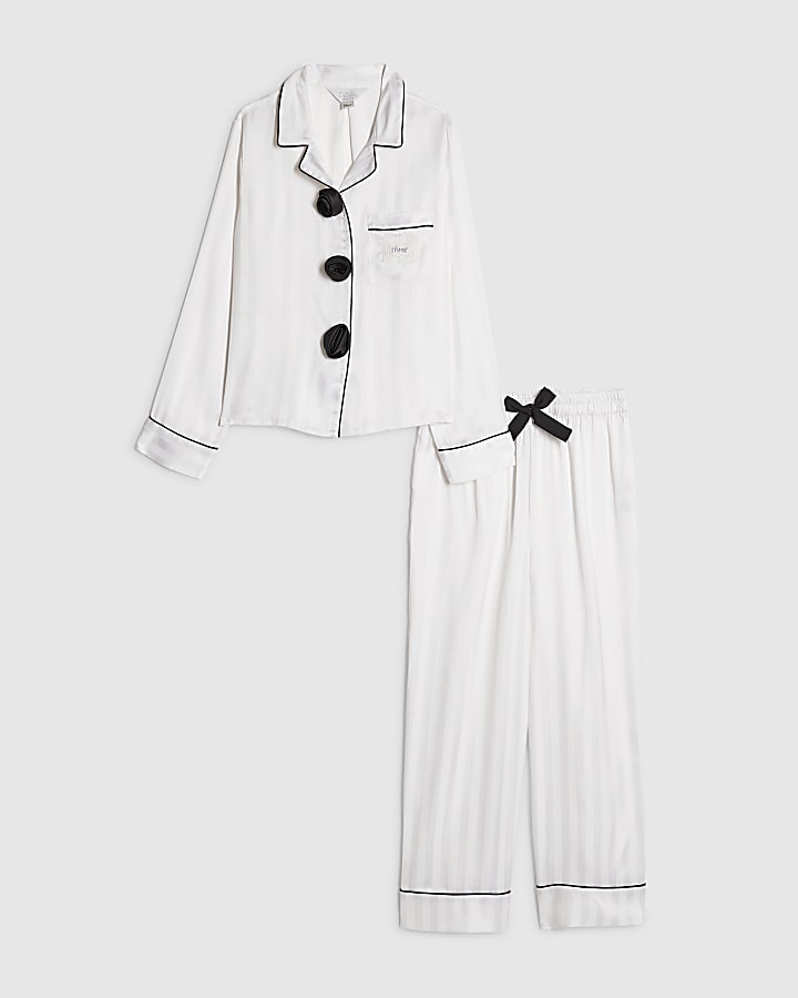 Girls White Corsage Satin Pyjamas Set