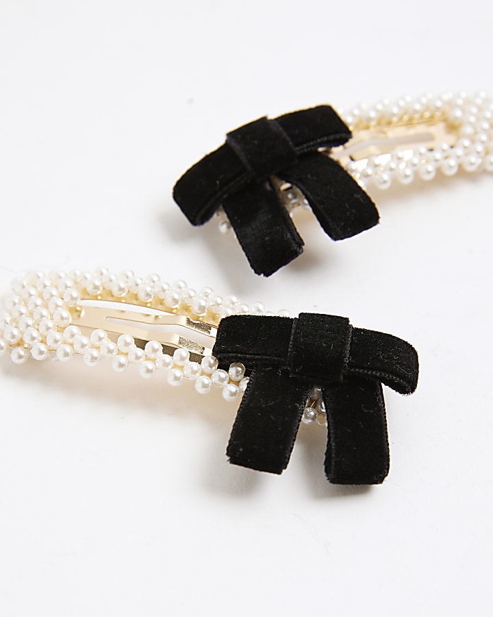 White Pearl And Bow Hair Clips
